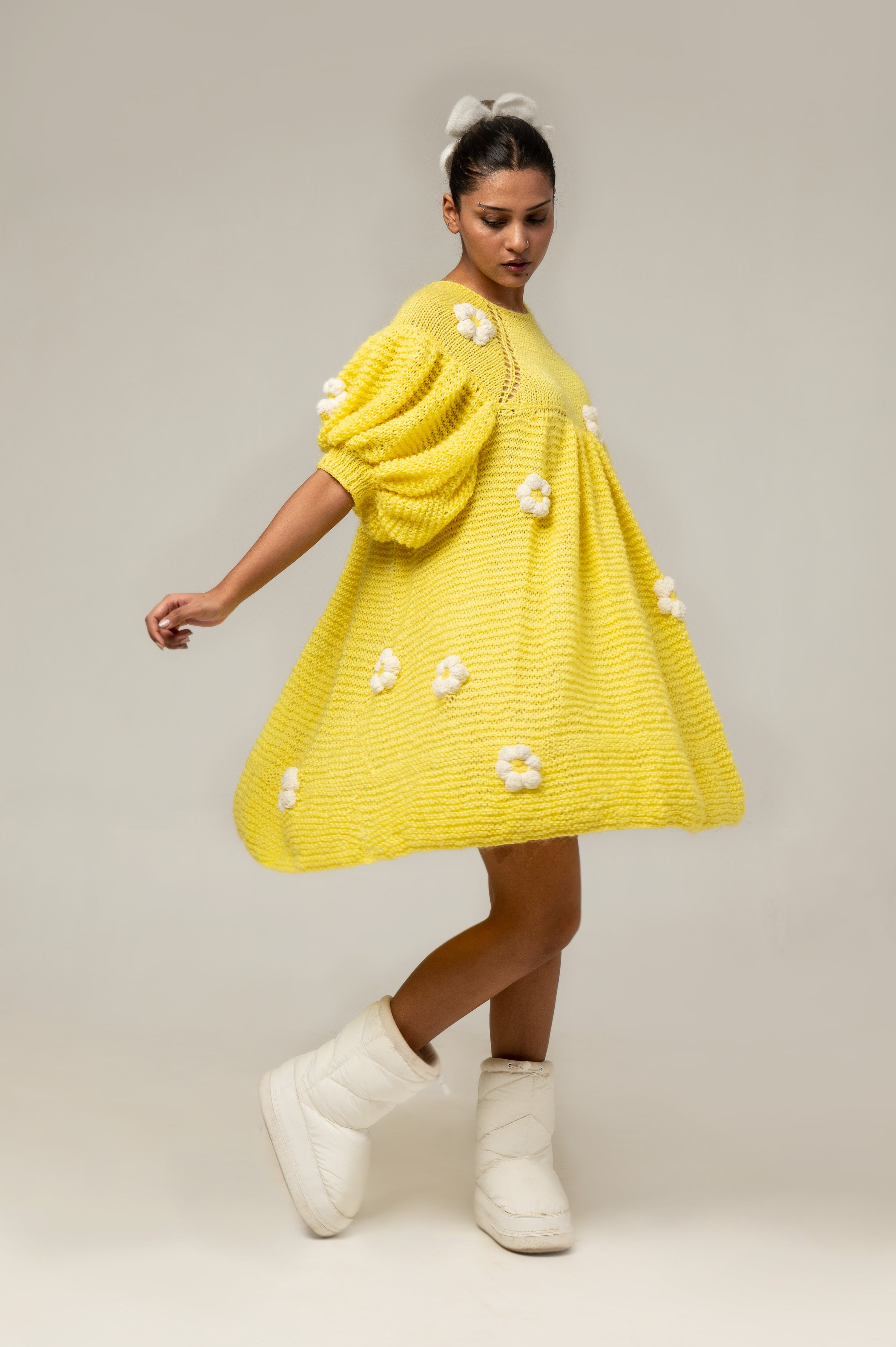HANDKNITTED SUNSHINE DRESS