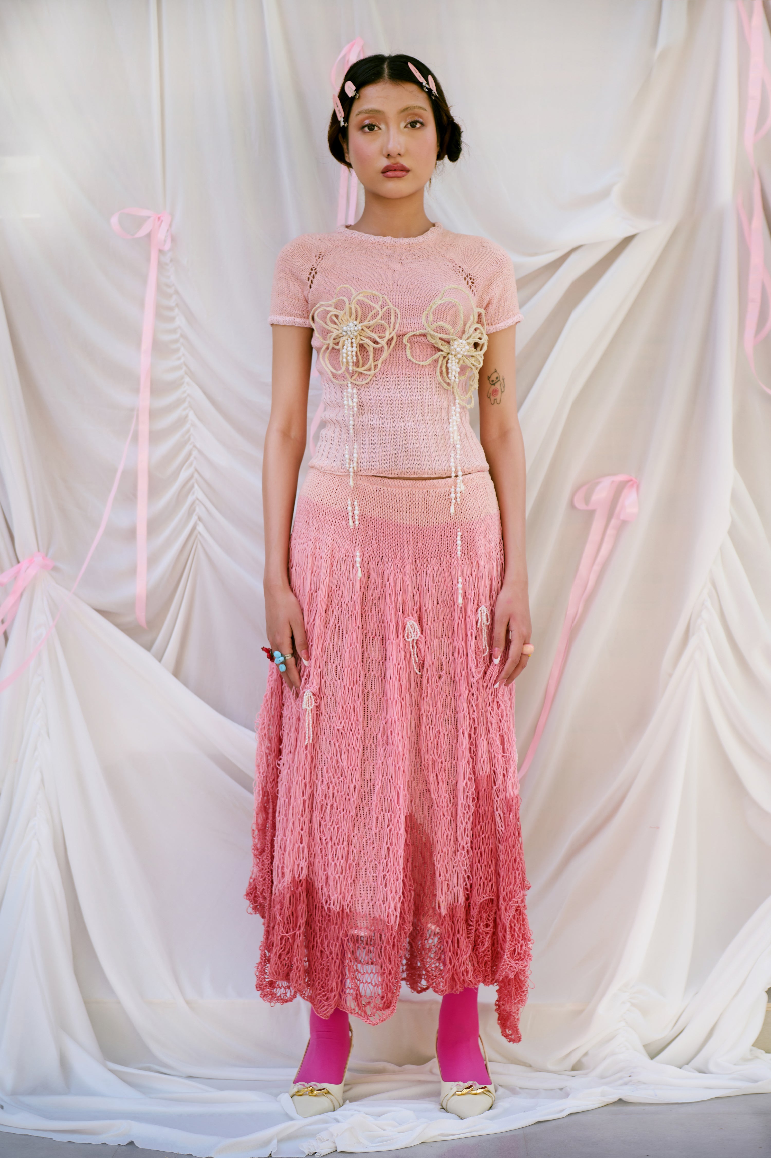 I'M A DRAMA QUEEN - HANDKNITTED MESH OMBRE SKIRT WITH PEARL BOWS