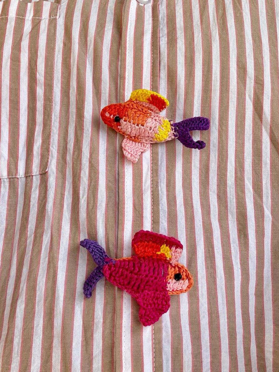 FISHY BUTTON ACCESSORIES SET OF 1